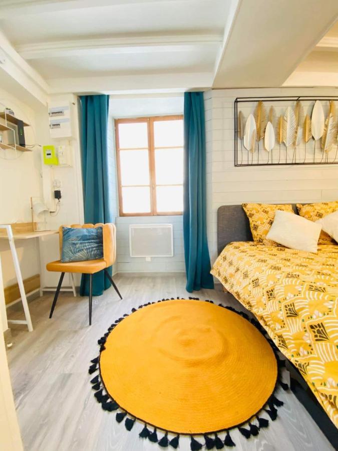 L'Escapade Apartment Laon Luaran gambar